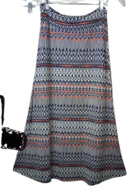 Signature Studio Dresses & Skirts - Signature Studio Maxi Skirt Sz Lg